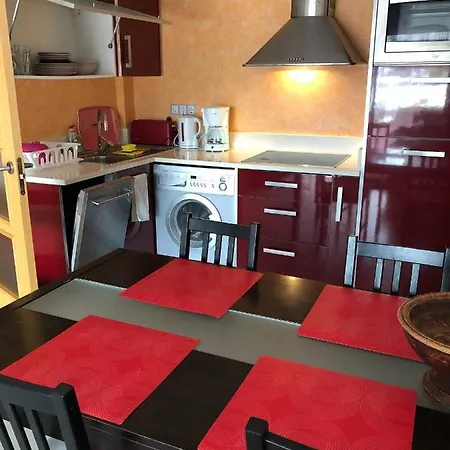 Apartmán Comfortable Sunny With Swimming-pool