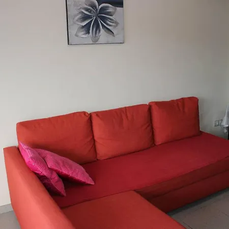 Comfortable Sunny With Swimming-pool * Lloret de Mar